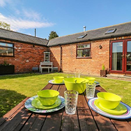 1 Pines Farm Cottages Ulleskelf ภายนอก รูปภาพ