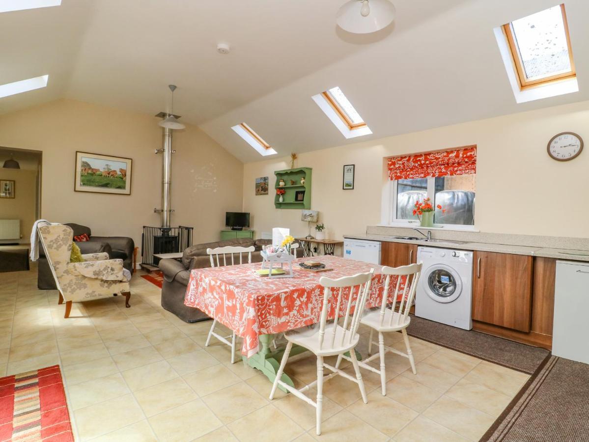 1 Pines Farm Cottages Ulleskelf ภายนอก รูปภาพ
