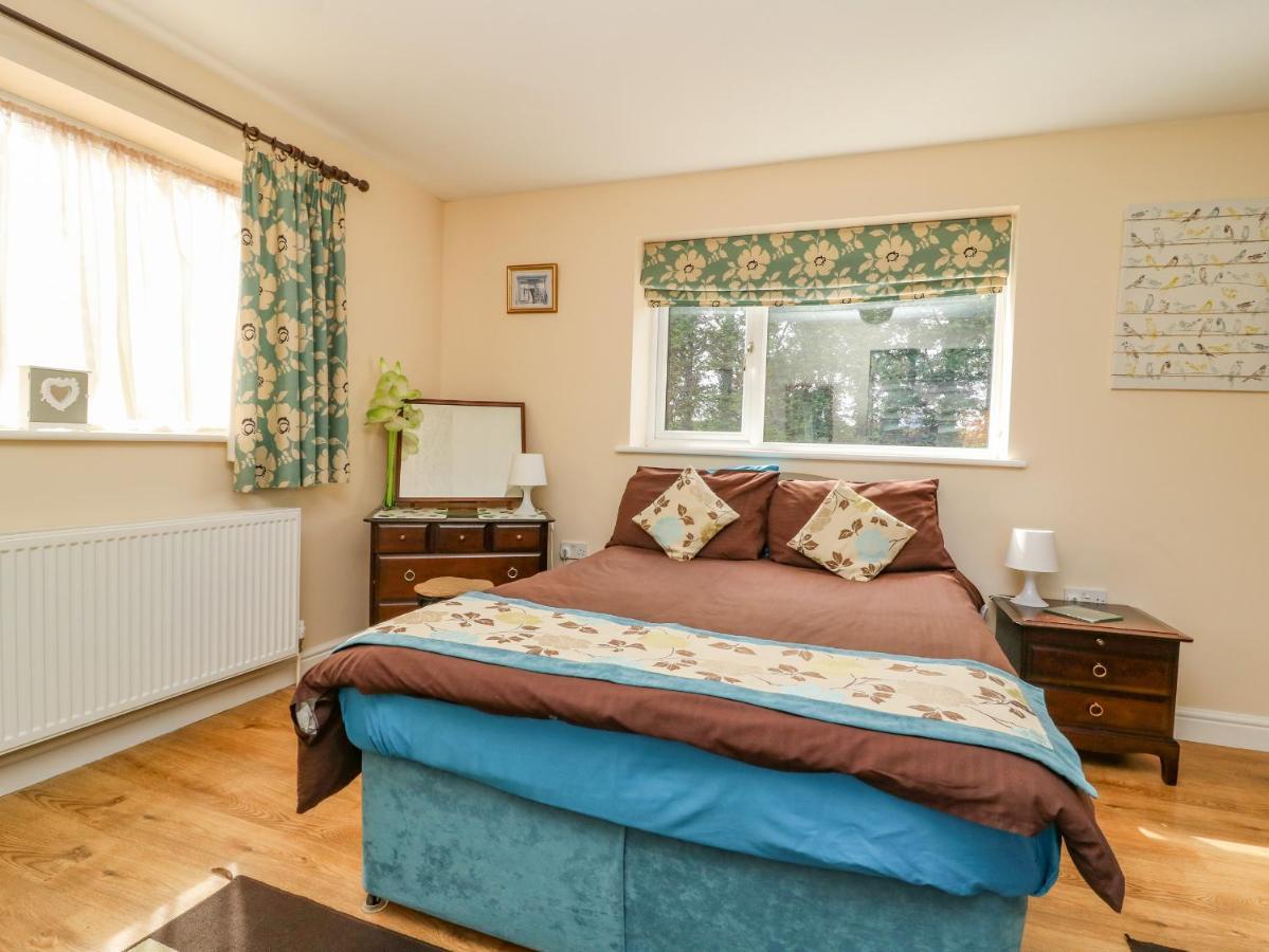 1 Pines Farm Cottages Ulleskelf ภายนอก รูปภาพ